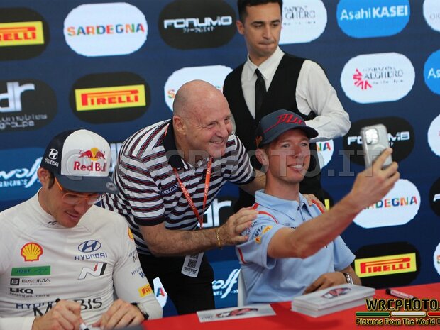 #1 SESSIONE AUTOGRAFI