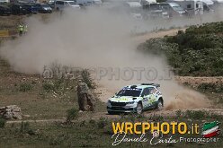 1DX_4012