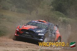 1DX_4055